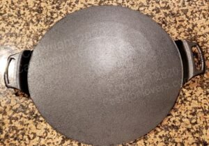 Rimless Cast Iron Pizza Pan; Rimless Lodge Cast Iron Pizza Pan; tawa cast iron pan 15 inch; #tawa #naan #roti #tortilla #flatbread #comal #castironcomal #claycomalsubstitute #Victoriacastiron #rimlesspizza pan #pizza #baking #bakingpan #pizzapan