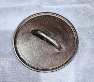 Cast iron meat press; cast iron burger press